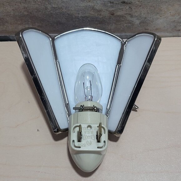 Stained Glass Angel Plug In Nightlight Pink White Silver Plate Finish - Picture 3 of 14